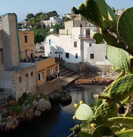 مبيت وإفطار سانتا فلافيا La Caletta المظهر الخارجي الصورة