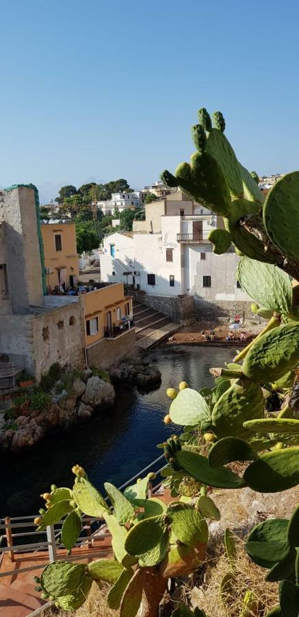 مبيت وإفطار سانتا فلافيا La Caletta المظهر الخارجي الصورة